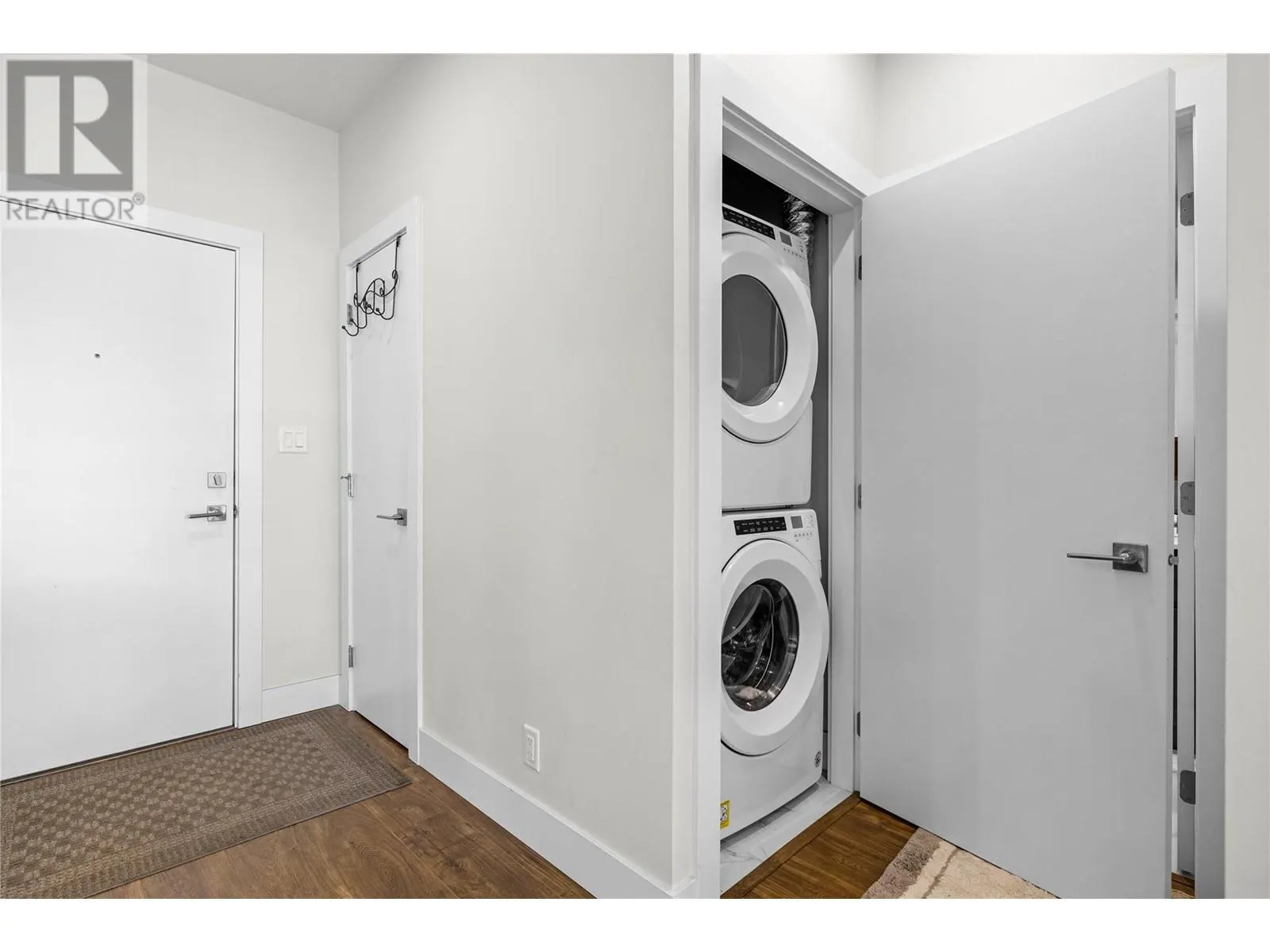 1925 Enterprise Way Unit# 304