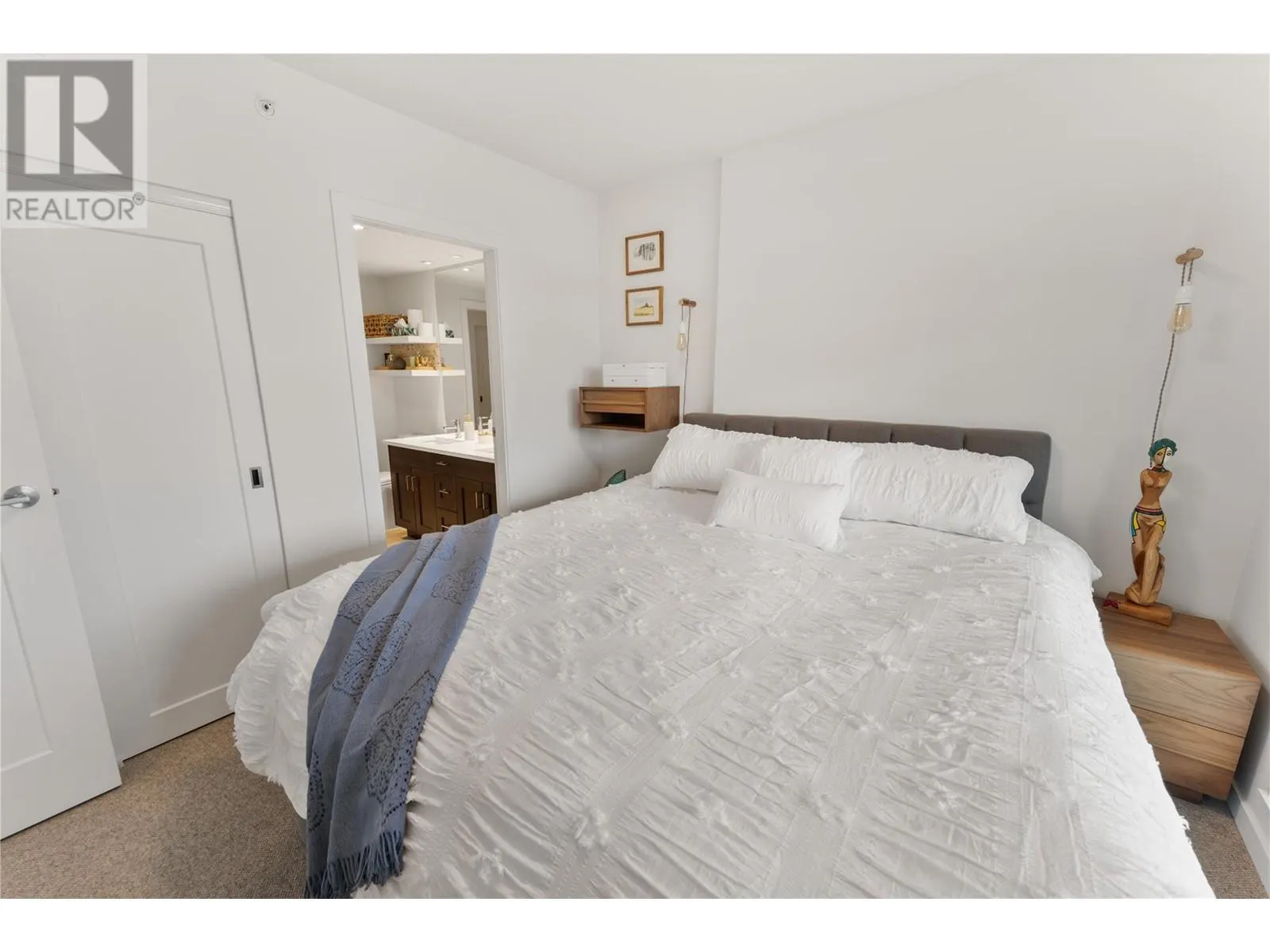 485 Groves Avenue Unit# 1304