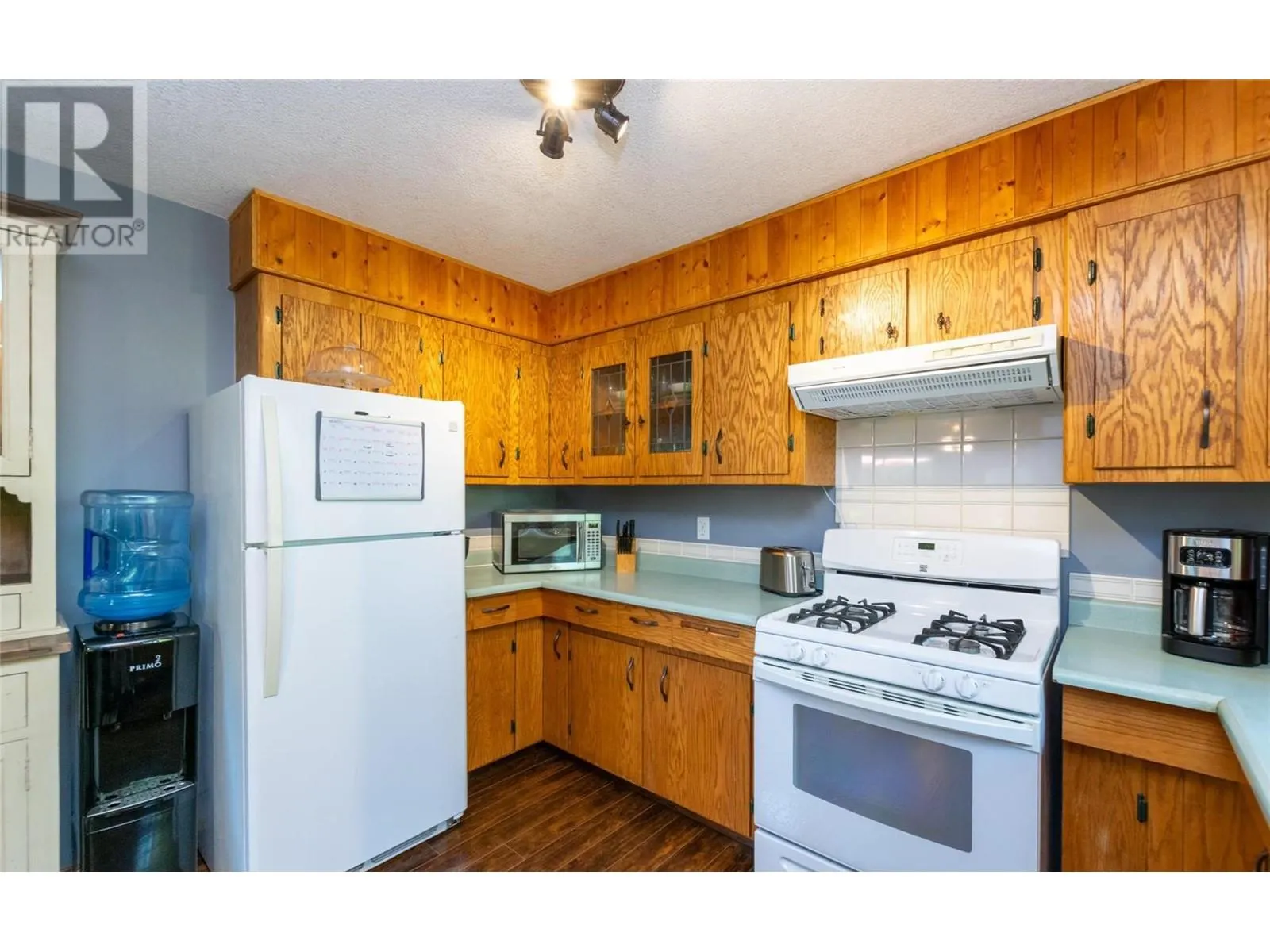 2464 Waverly Drive