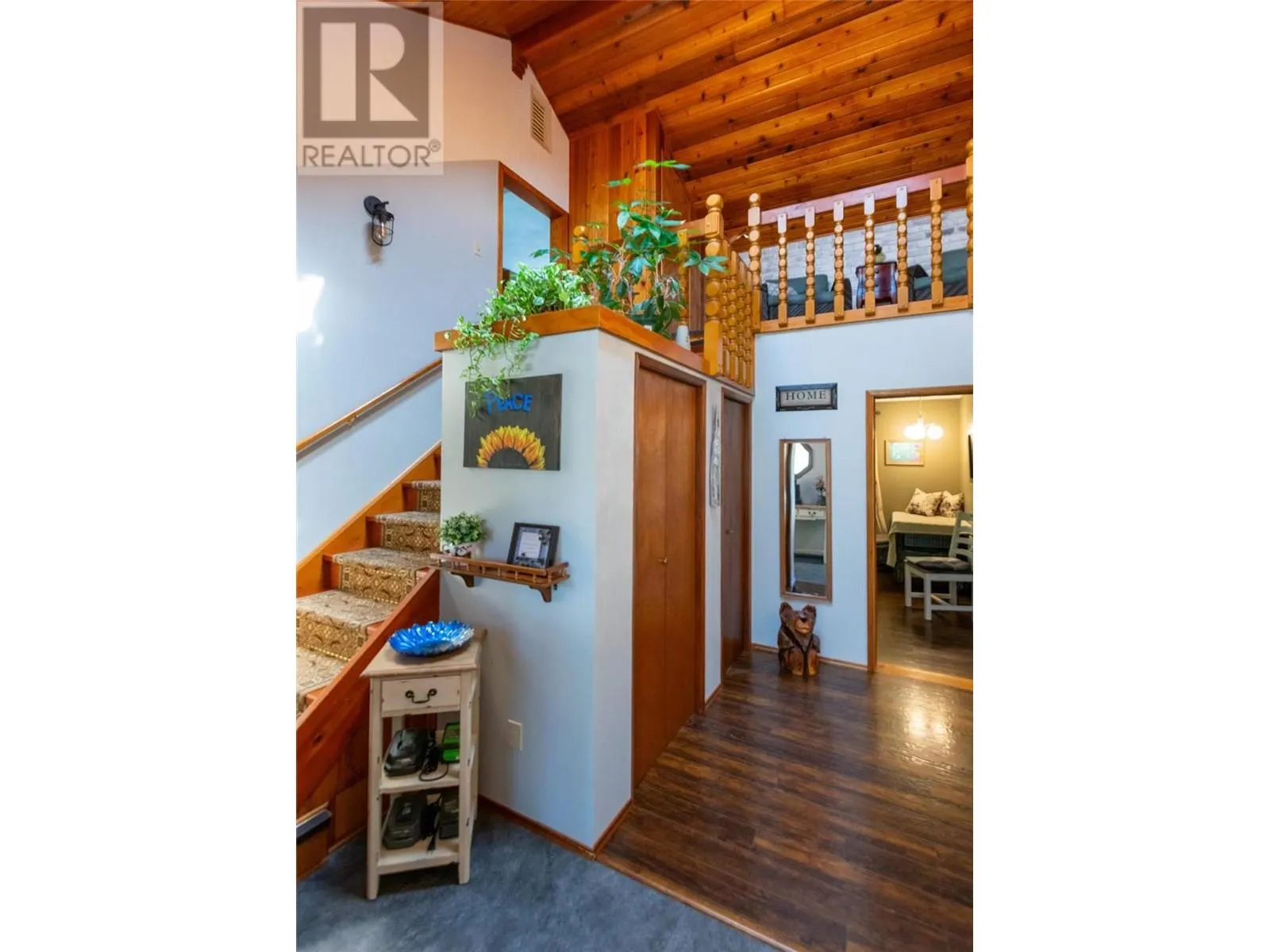 2464 Waverly Drive