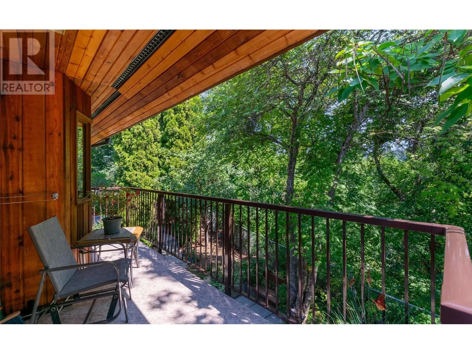 2464 Waverly Drive