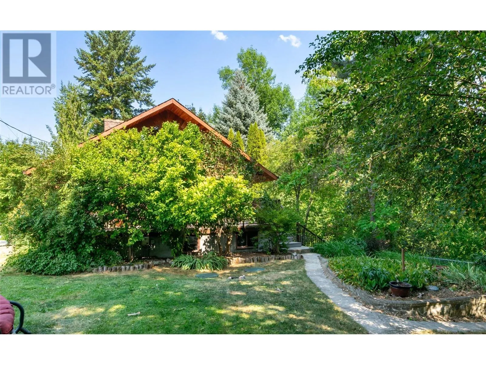 2464 Waverly Drive