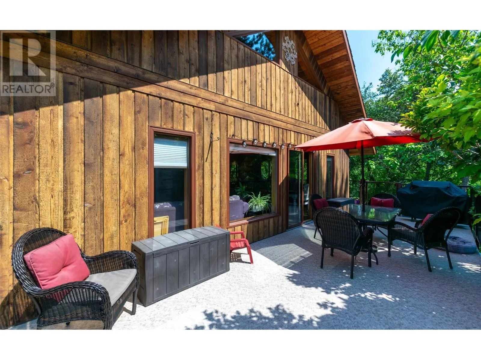 2464 Waverly Drive