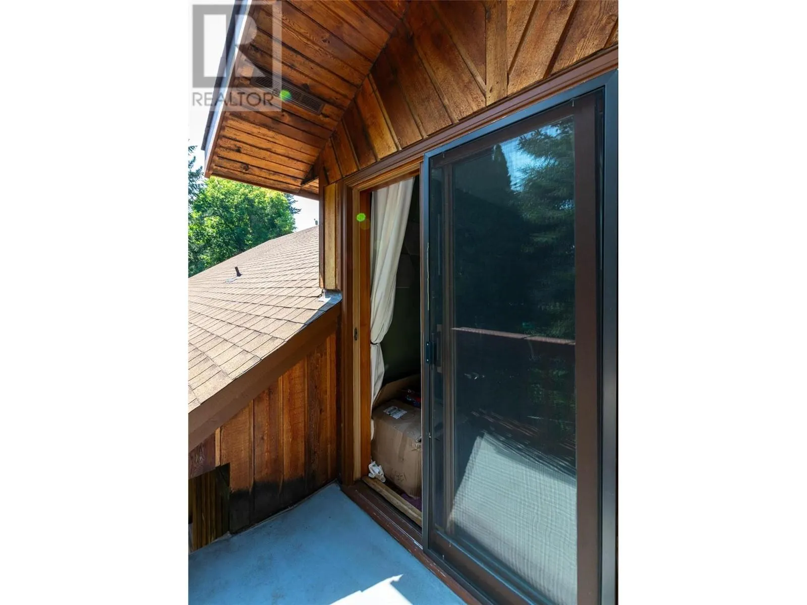 2464 Waverly Drive