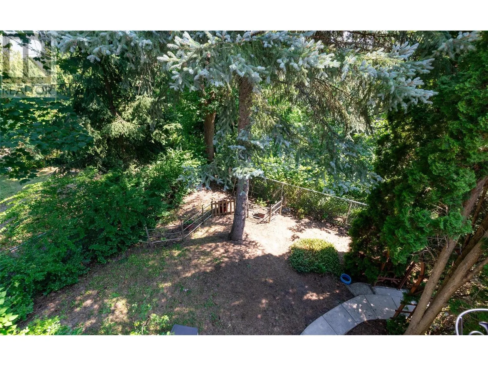 2464 Waverly Drive