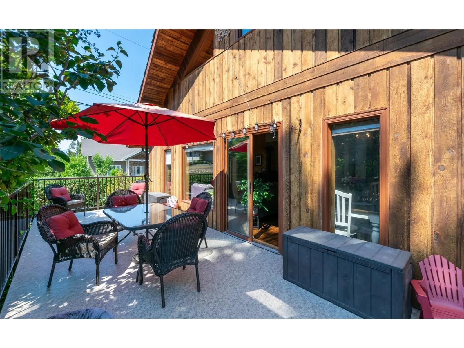 2464 Waverly Drive