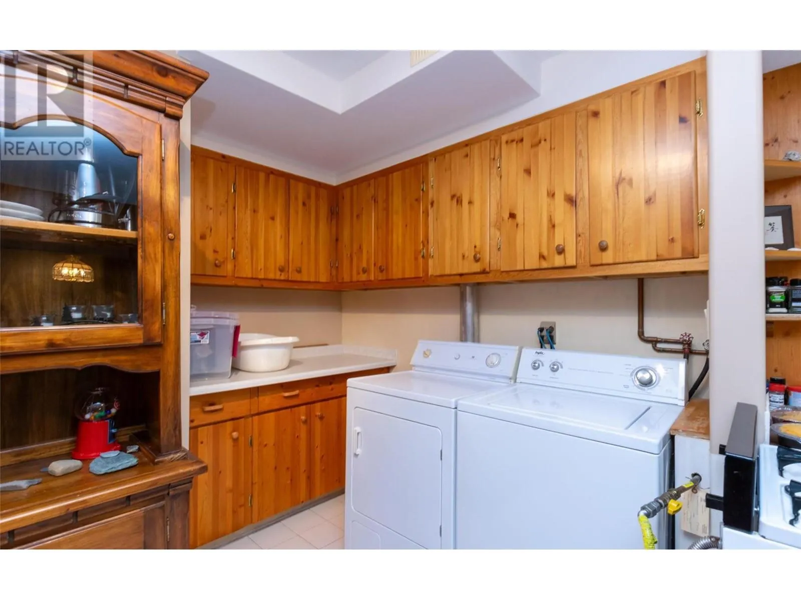 2464 Waverly Drive