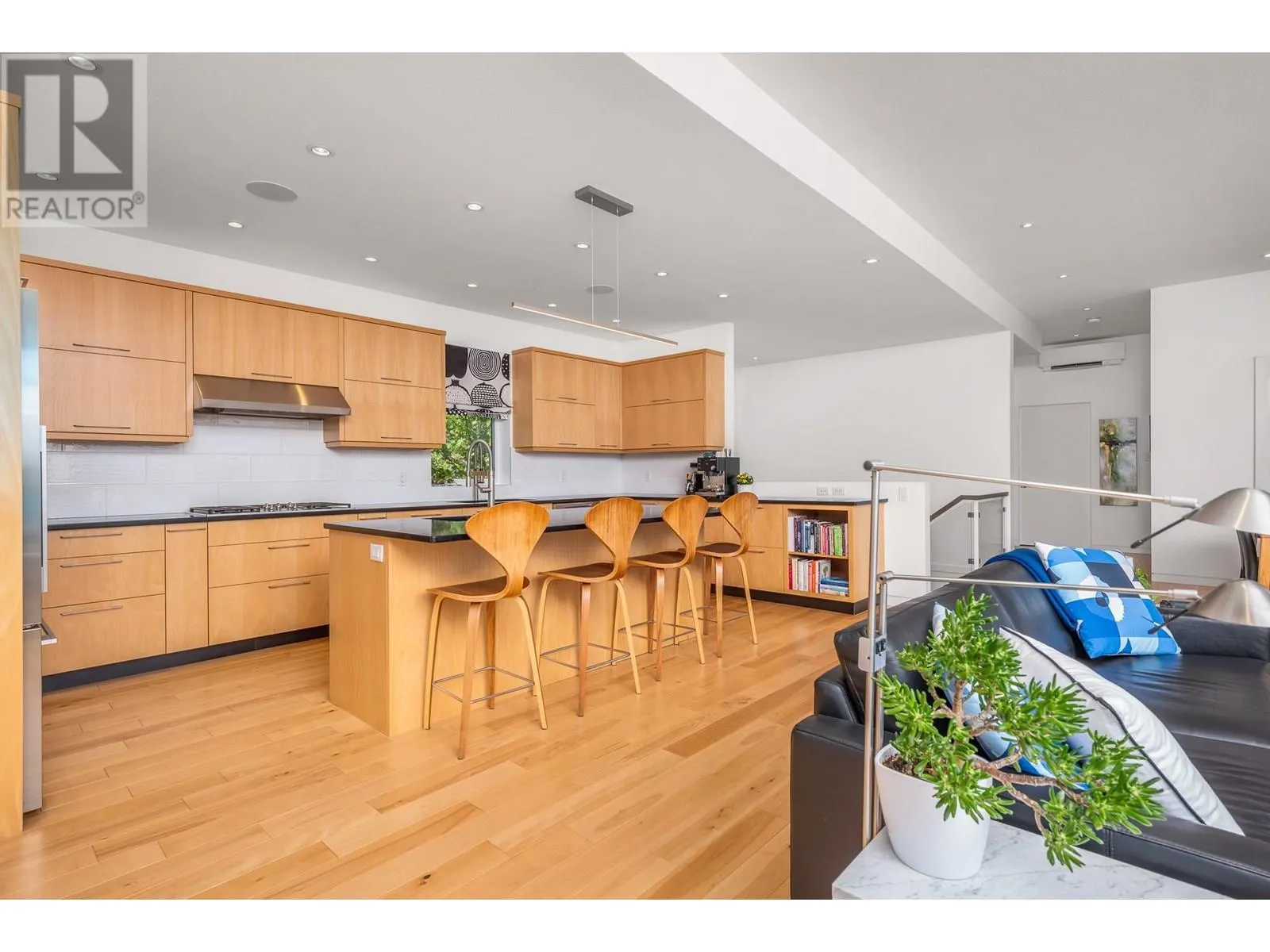 7934 Graystone Drive