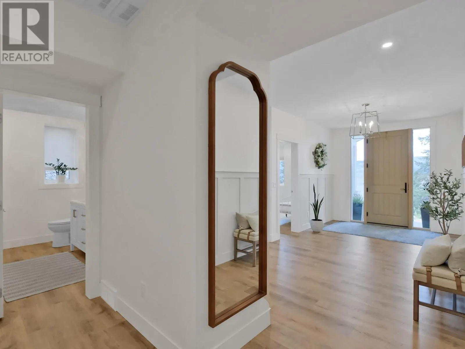 10290 Columbia Way