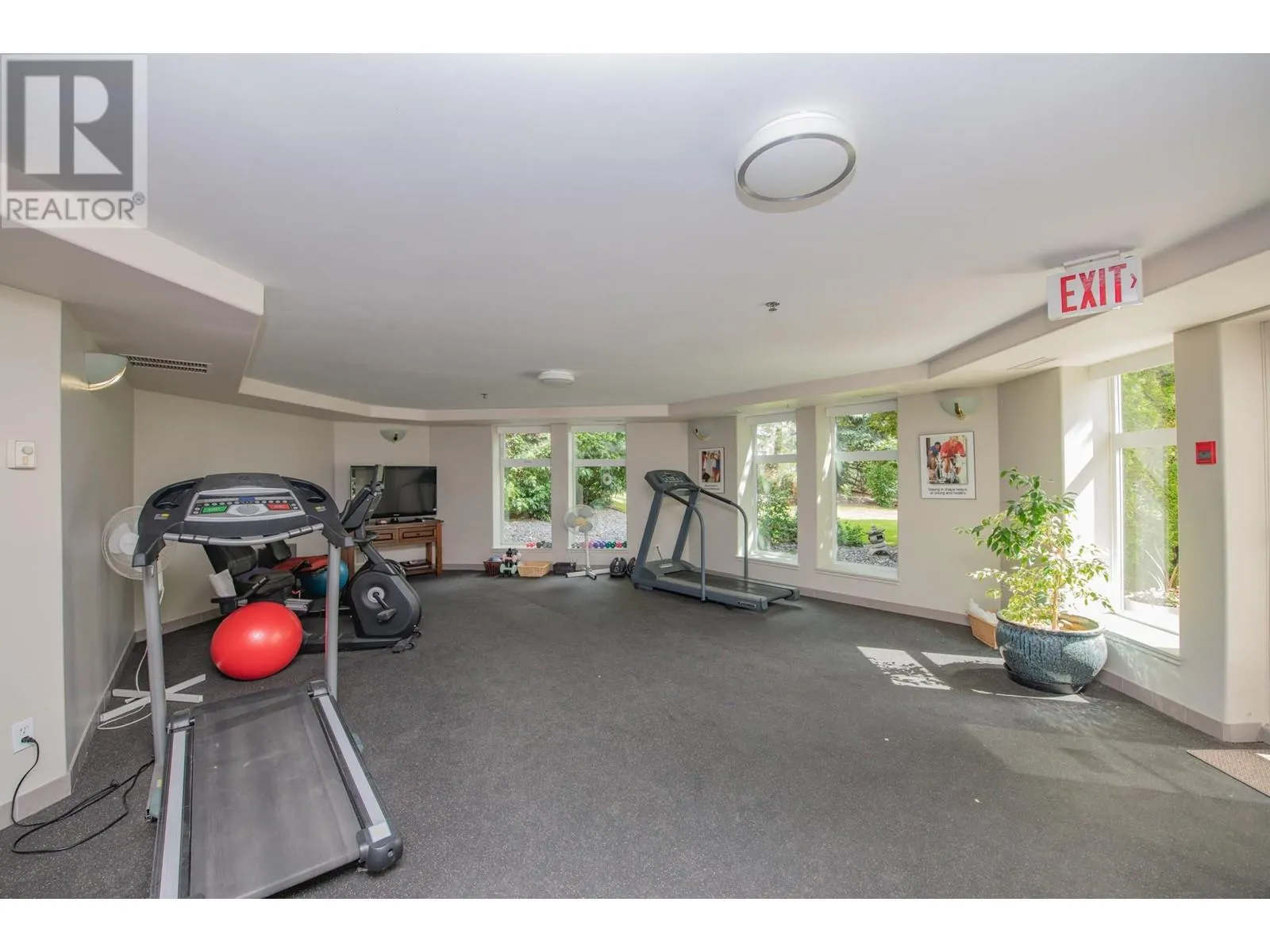 3300 Centennial Drive Unit# 102