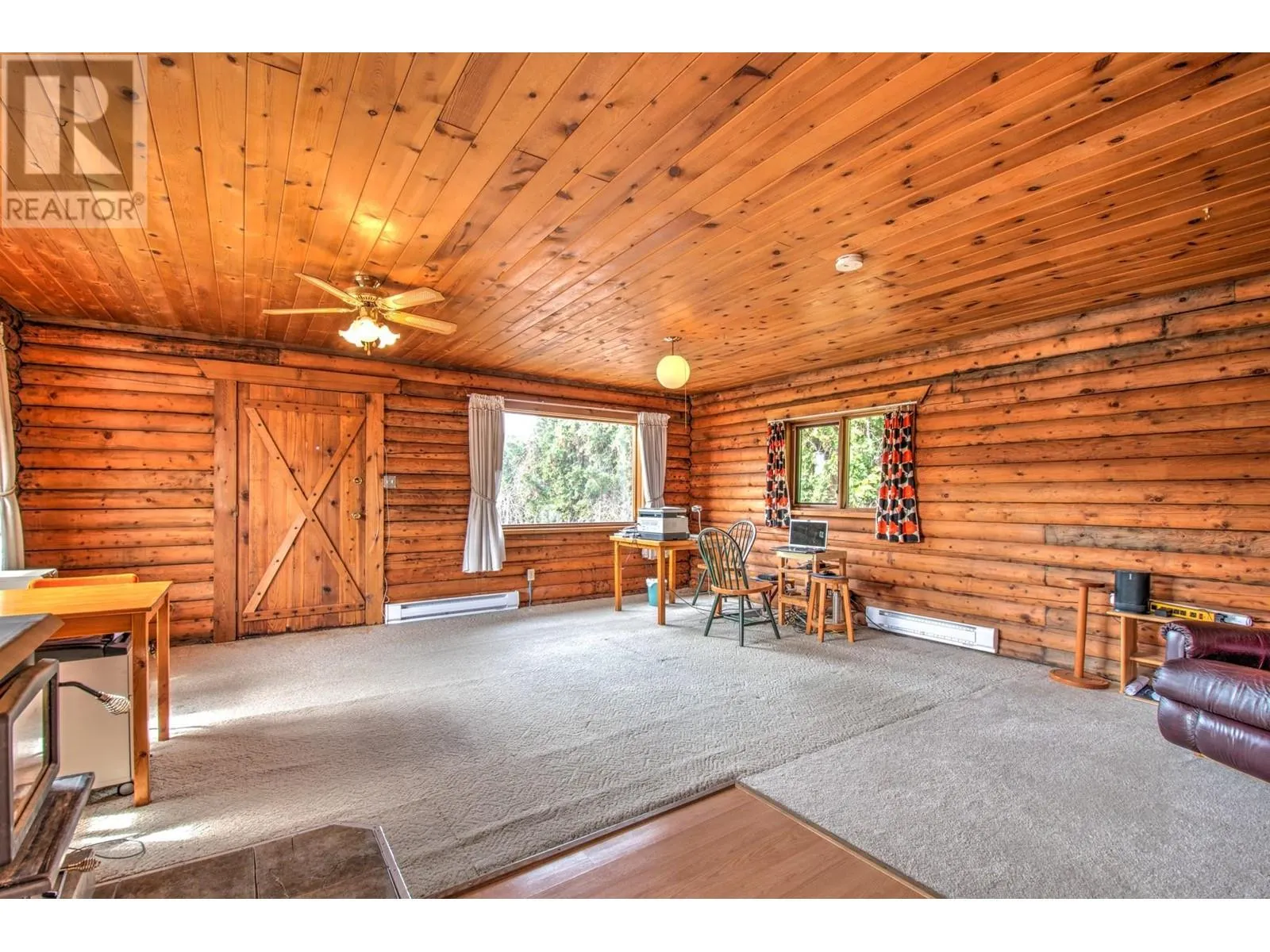 6434 Pleasant Valley Road