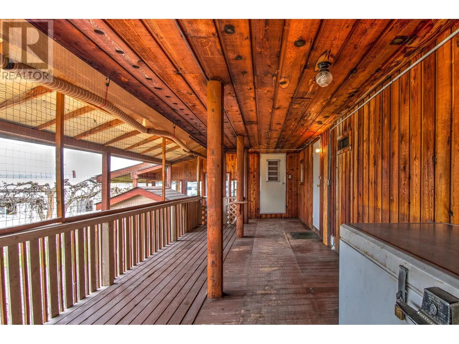 6434 Pleasant Valley Road