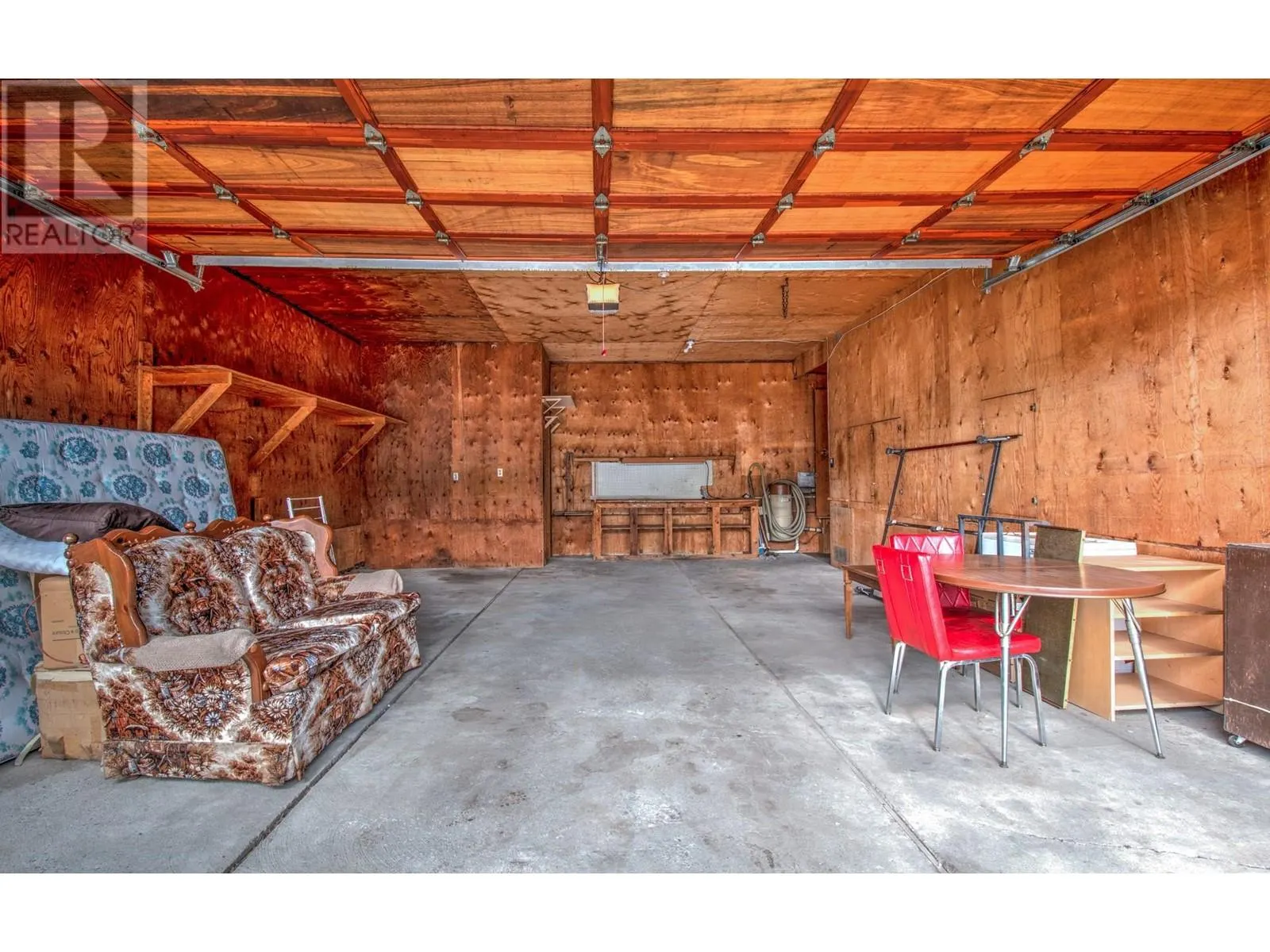 6434 Pleasant Valley Road