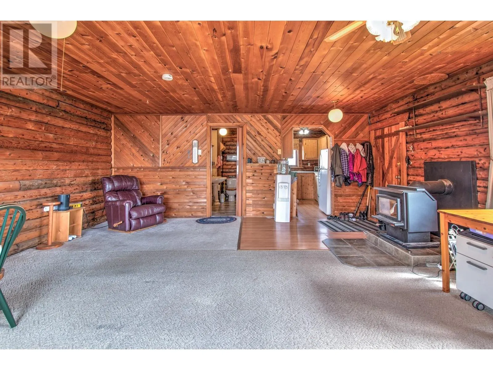 6434 Pleasant Valley Road