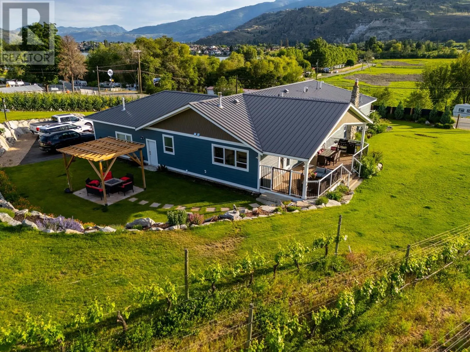 7207 Tucelnuit Drive