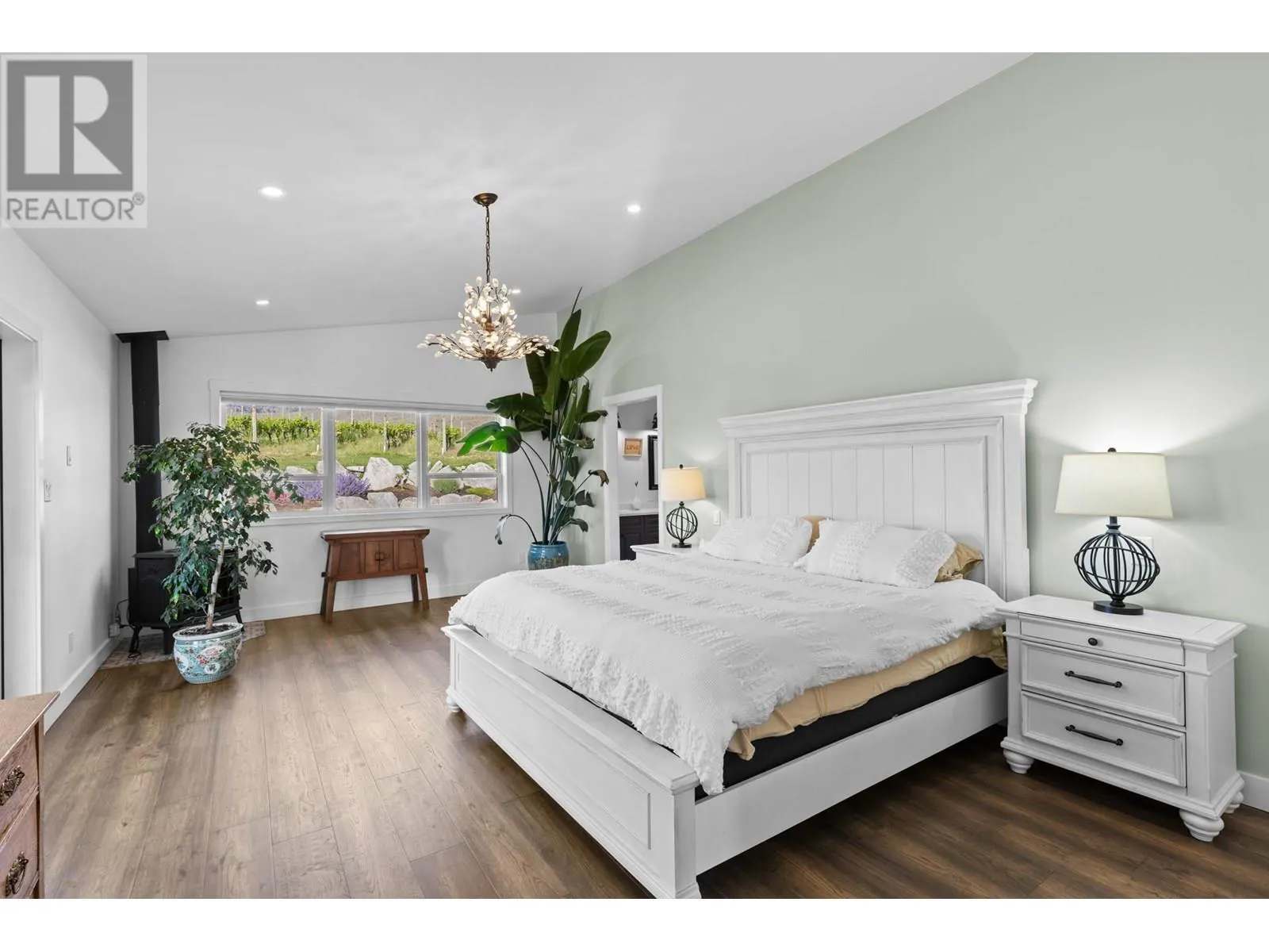 7207 Tucelnuit Drive