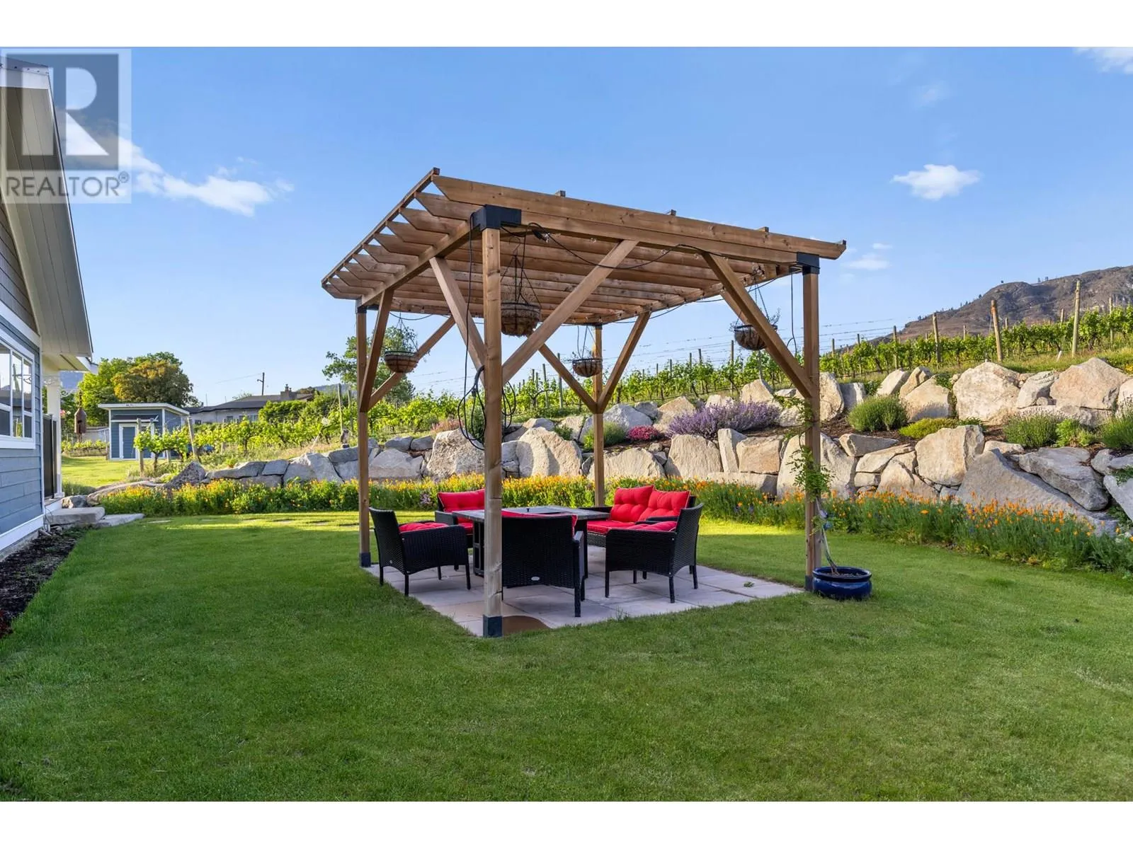 7207 Tucelnuit Drive