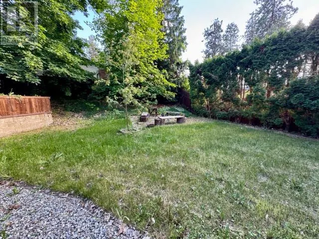 3353 Greenwood Court