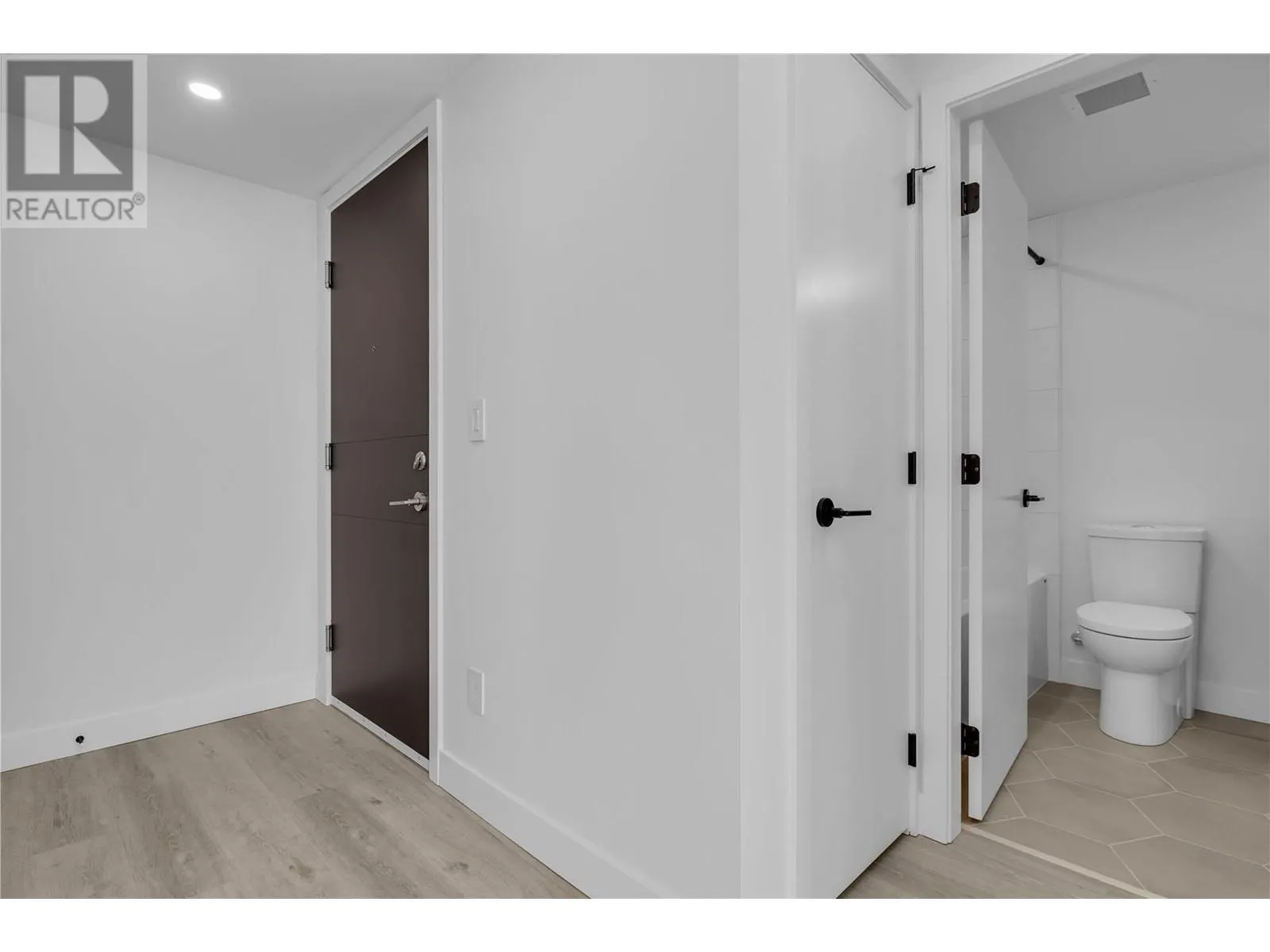 1471 St Paul Street Unit# 1906 Lot# SL137