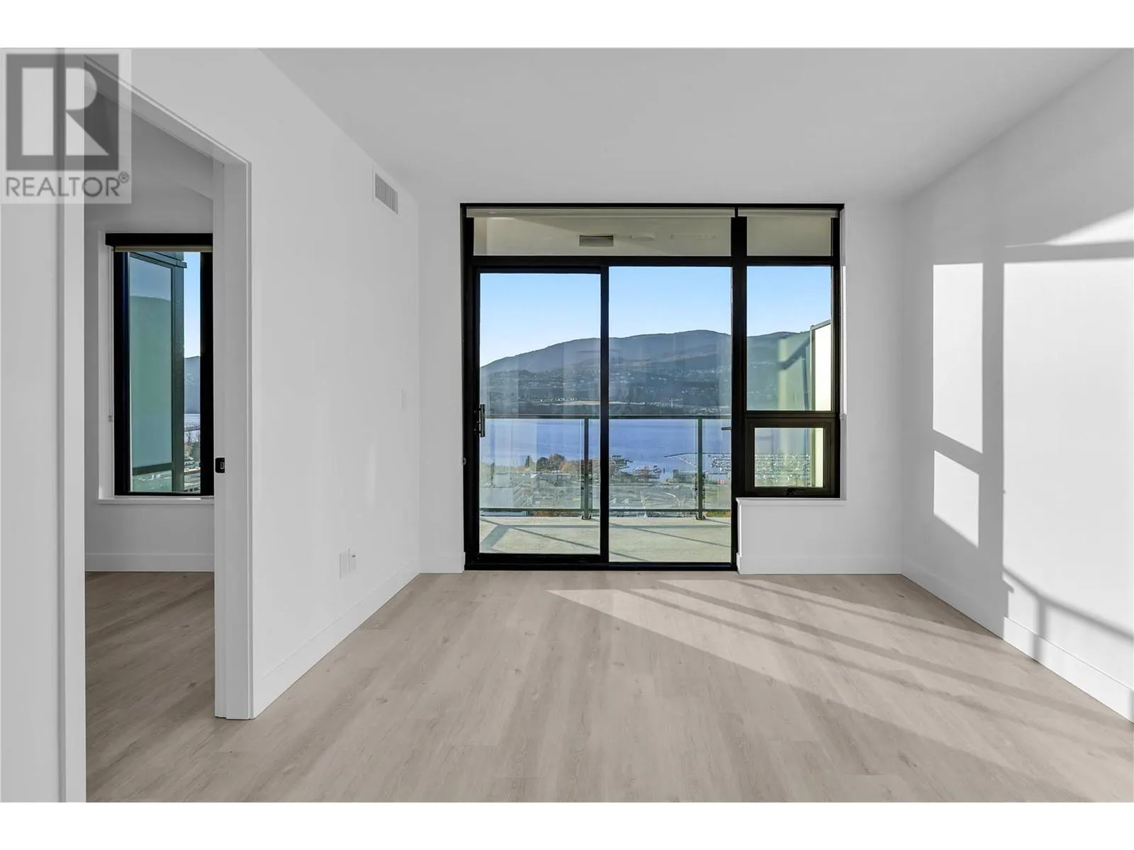 1471 St Paul Street Unit# 1906 Lot# SL137