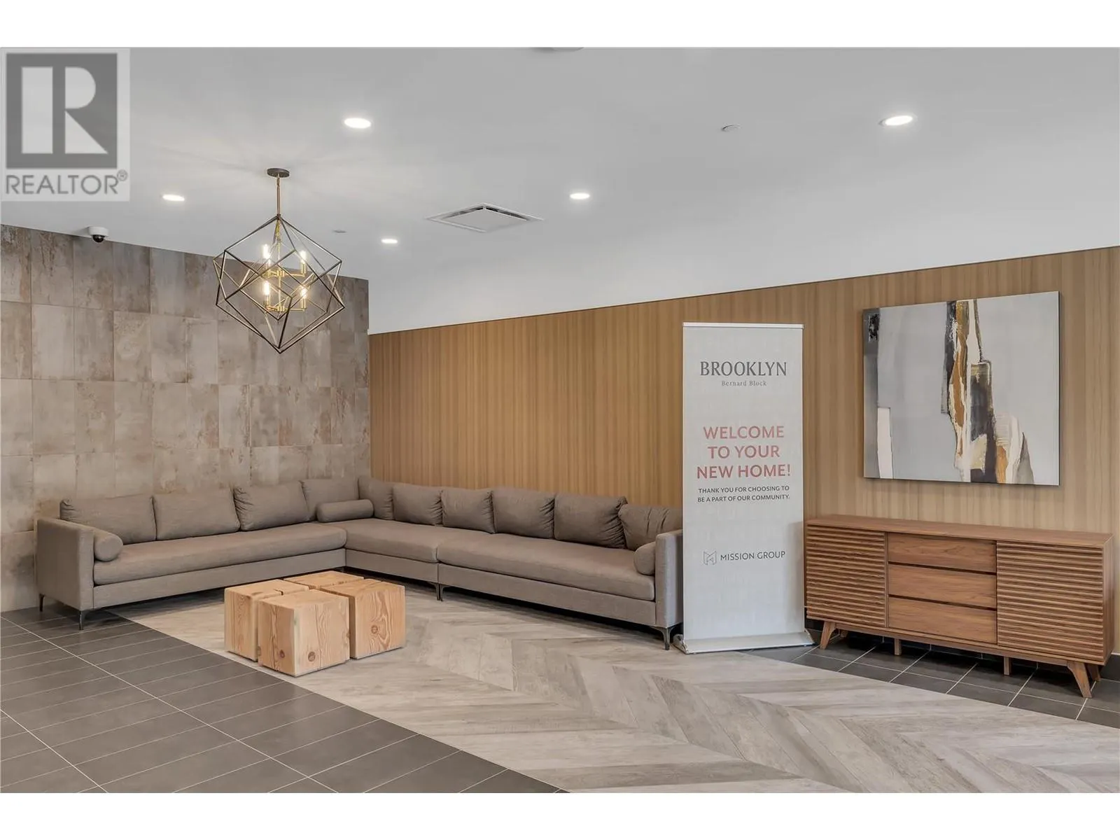 1471 St Paul Street Unit# 1906 Lot# SL137