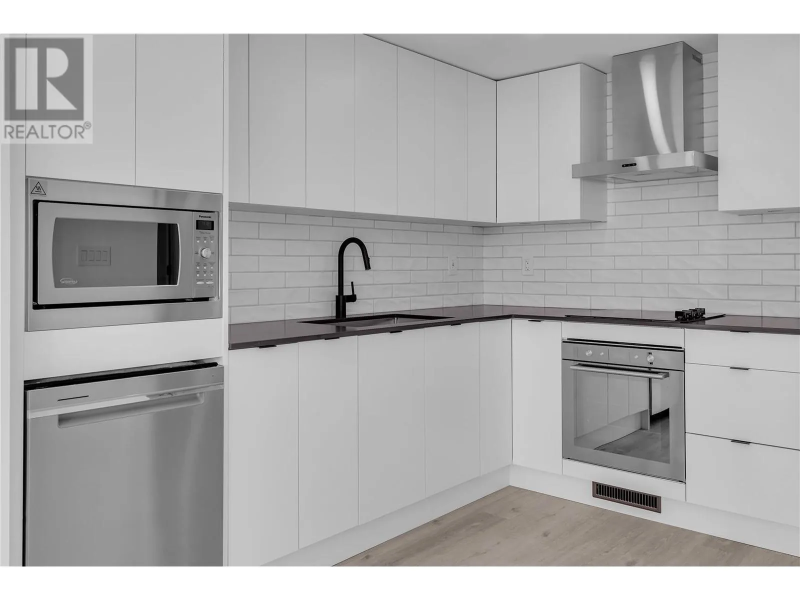 1471 St Paul Street Unit# 1906 Lot# SL137