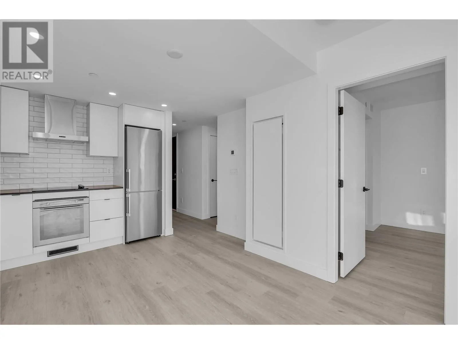 1471 St Paul Street Unit# 1906 Lot# SL137