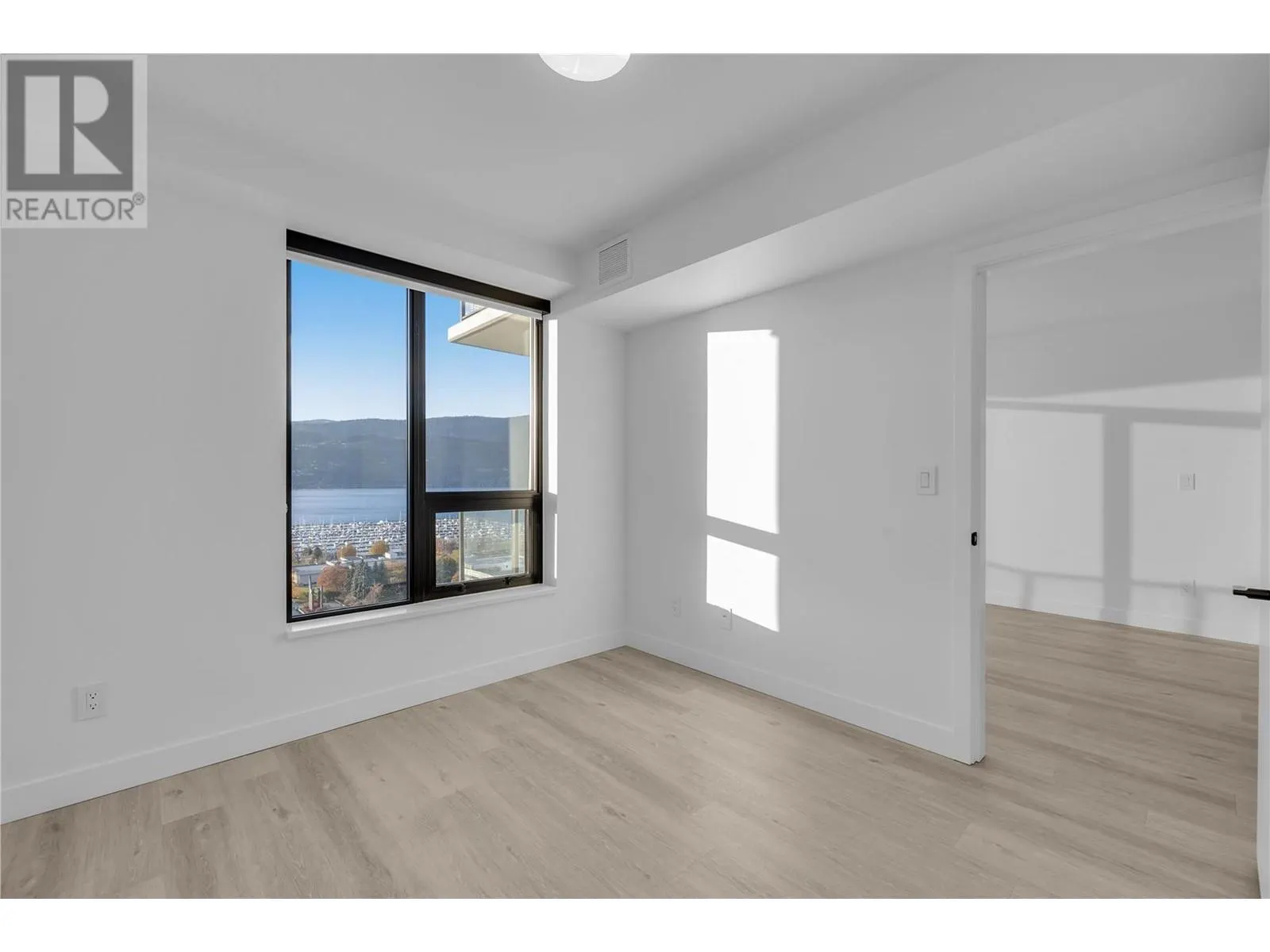 1471 St Paul Street Unit# 1906 Lot# SL137