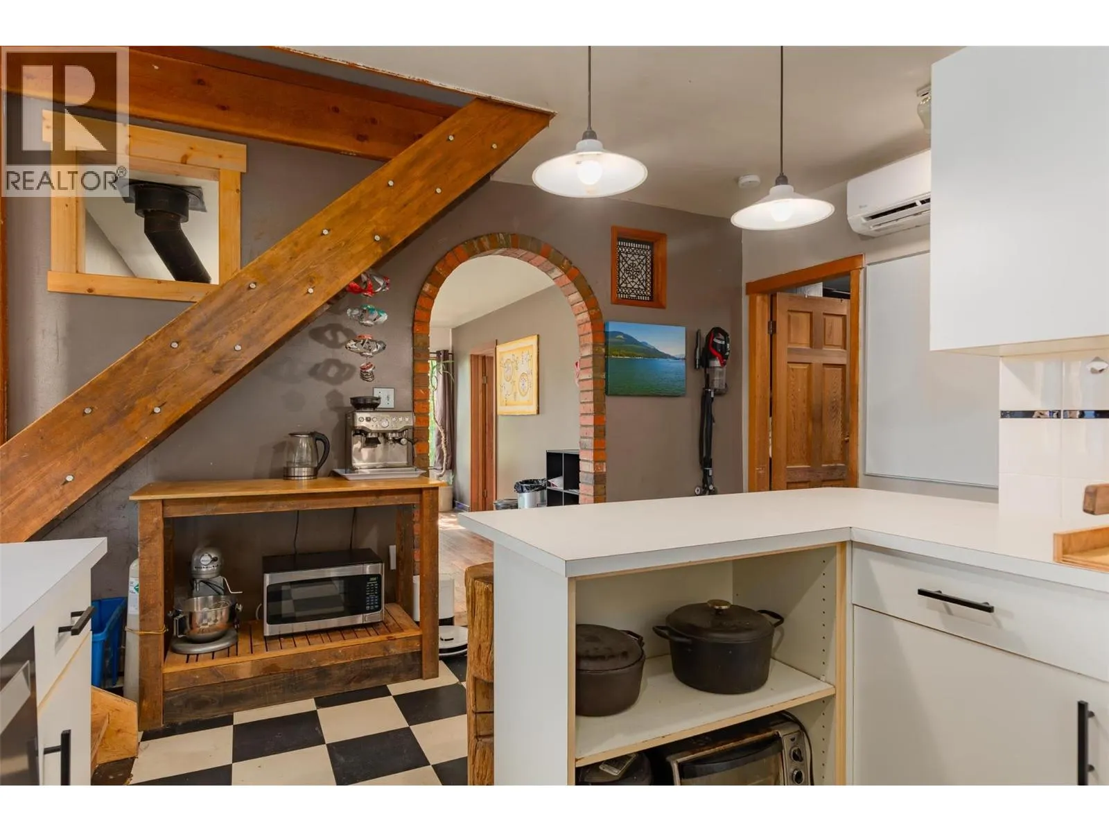 3216 SOUTH SLOCAN VILLAGE Road