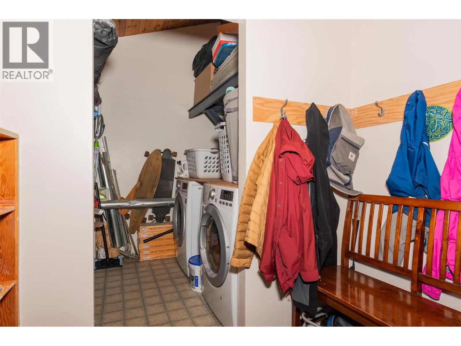 3216 SOUTH SLOCAN VILLAGE Road