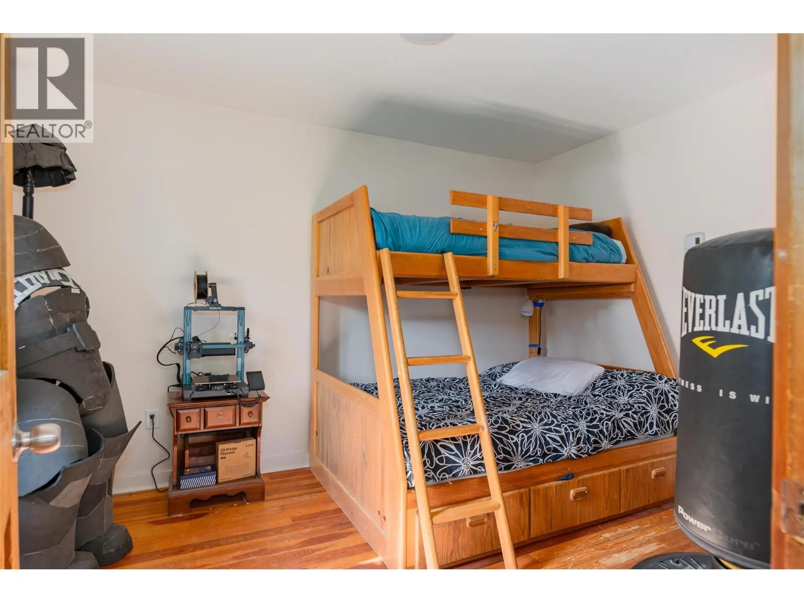 3216 SOUTH SLOCAN VILLAGE Road