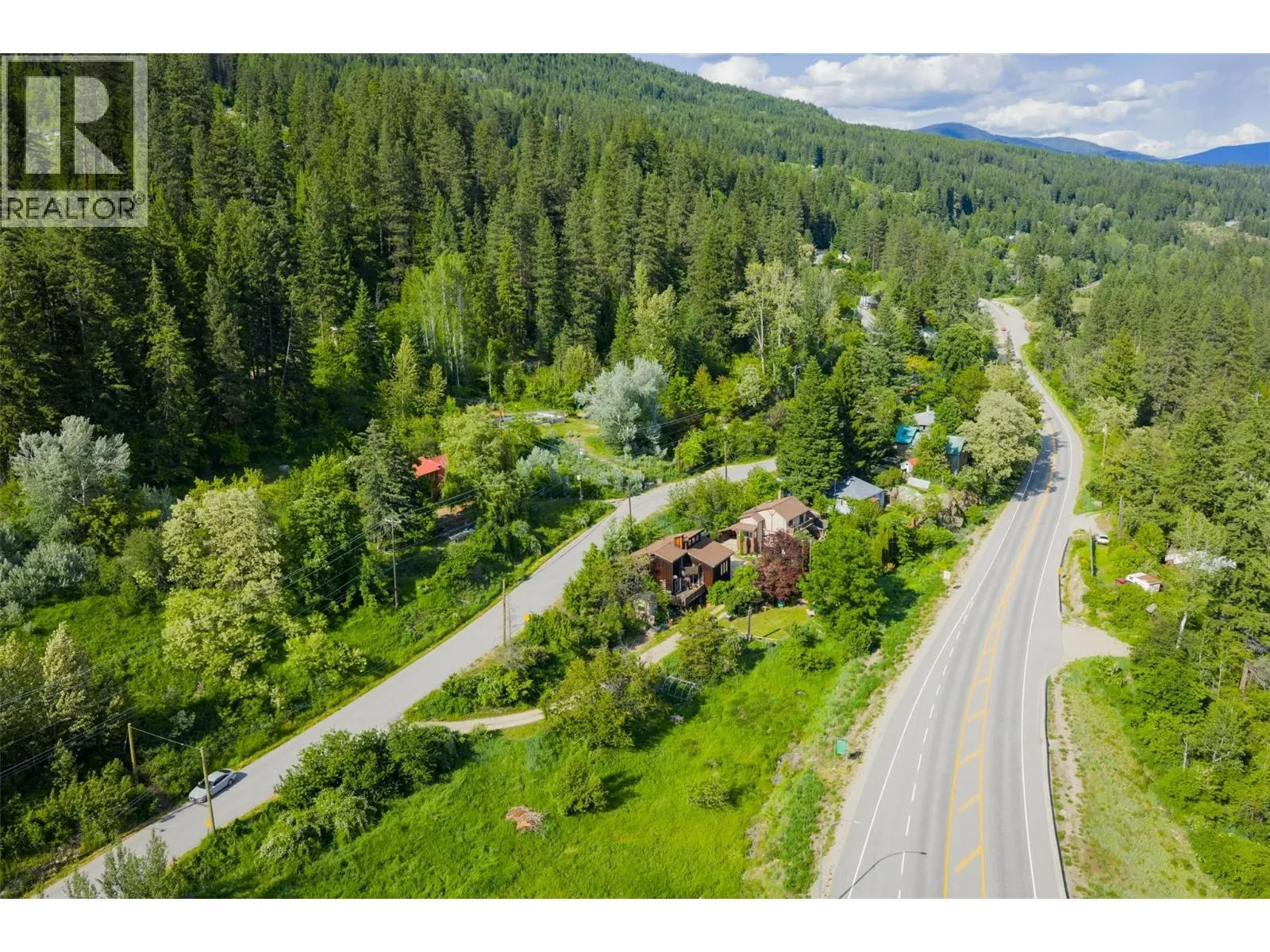 3216 SOUTH SLOCAN VILLAGE Road