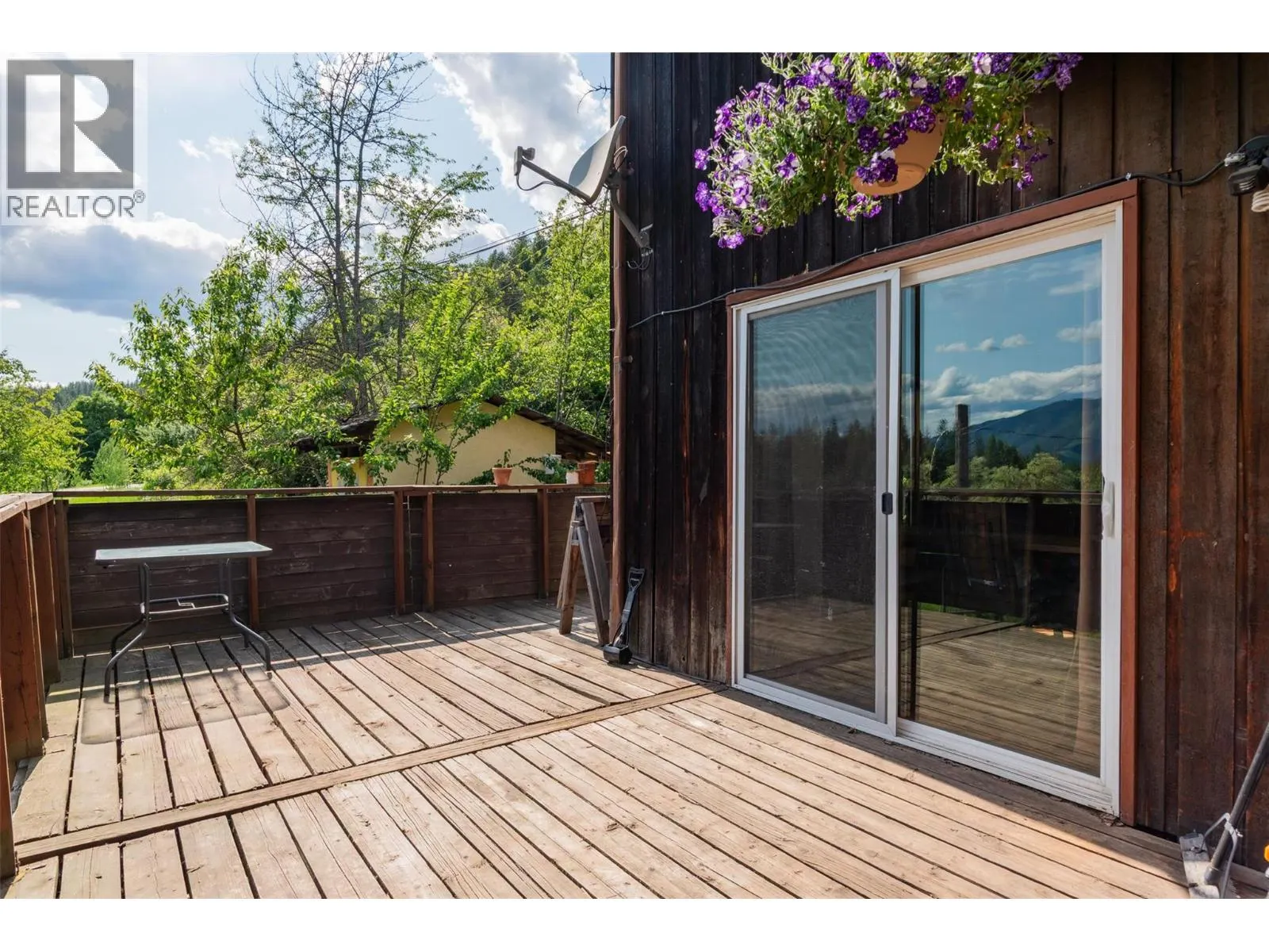 3216 SOUTH SLOCAN VILLAGE Road