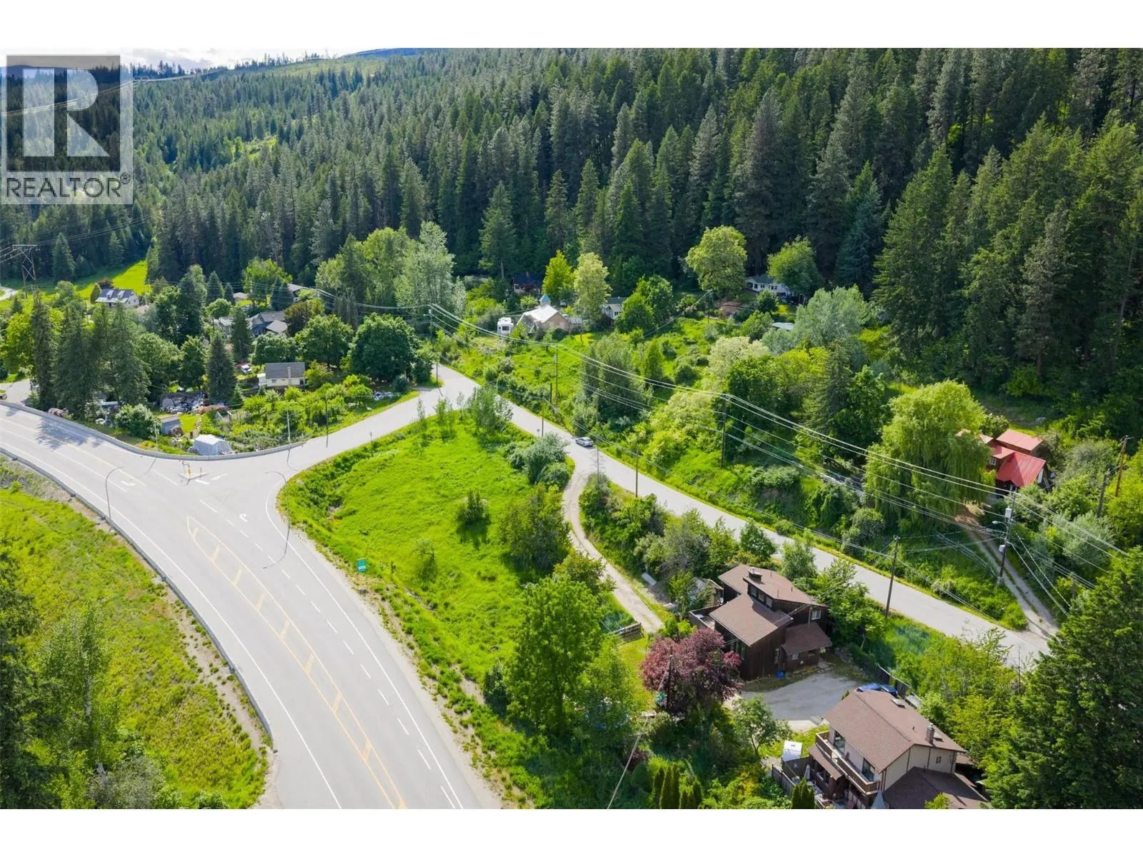 3216 SOUTH SLOCAN VILLAGE Road