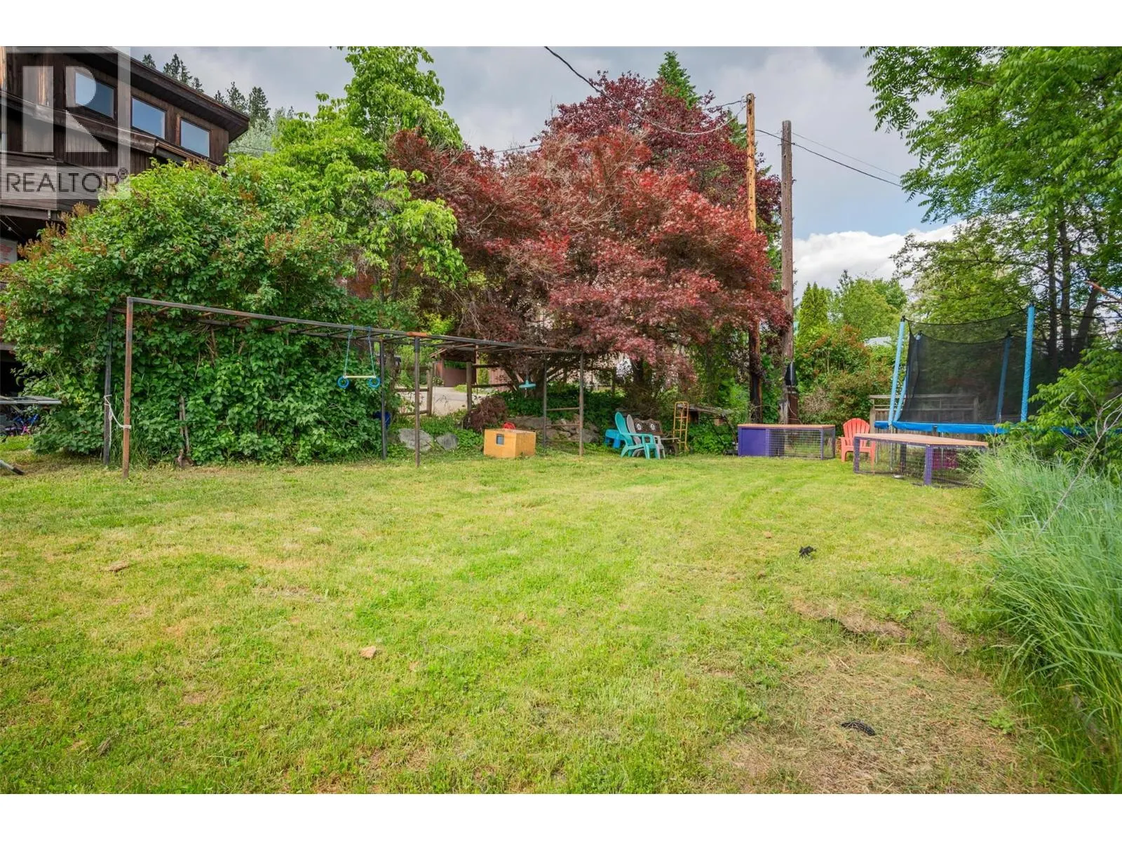 3216 SOUTH SLOCAN VILLAGE Road