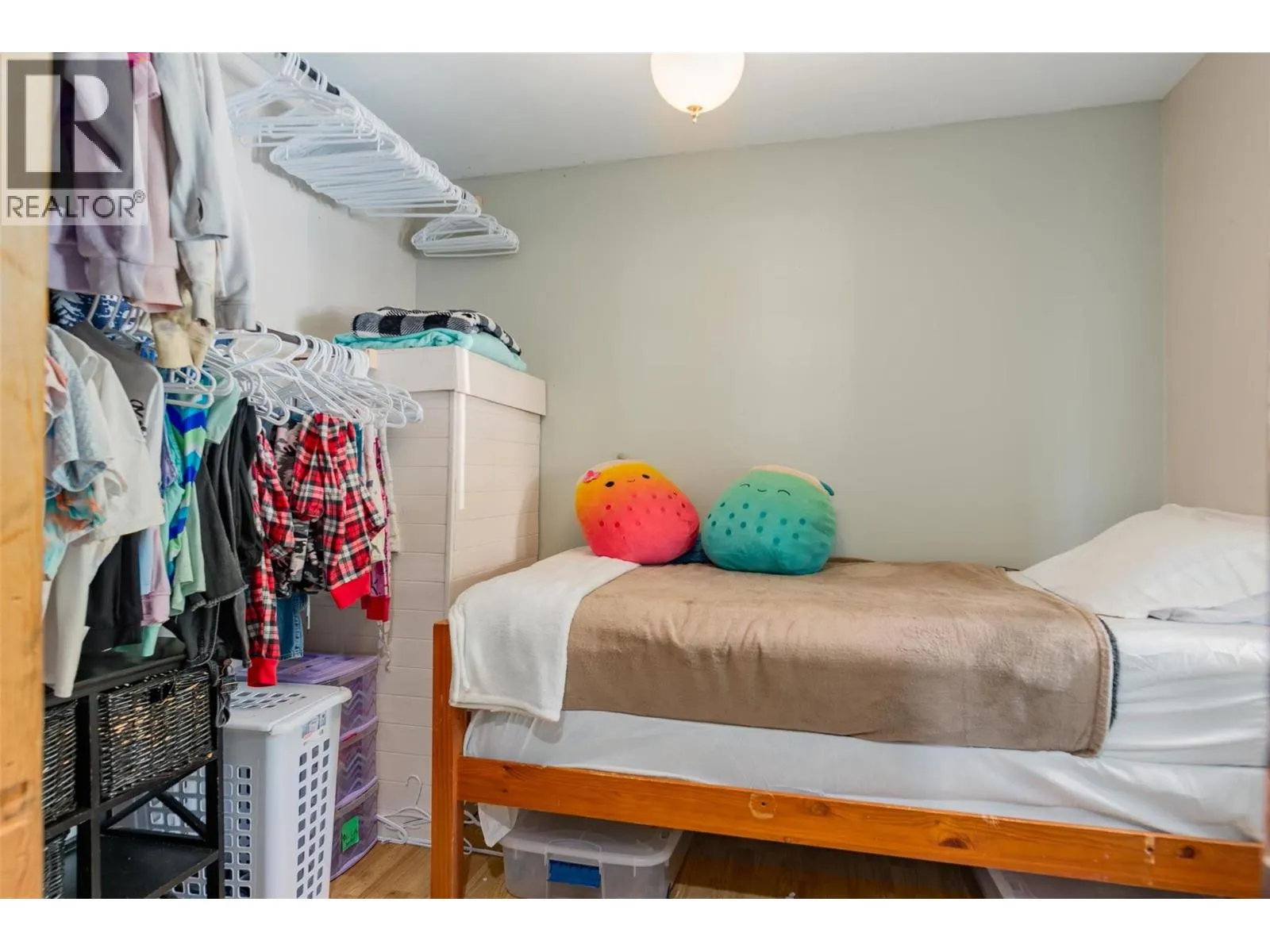 3216 SOUTH SLOCAN VILLAGE Road