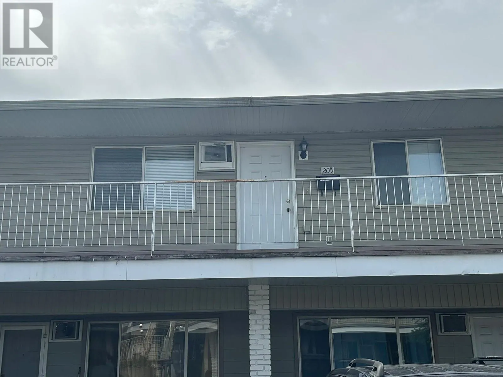 3710-3712 24 Avenue