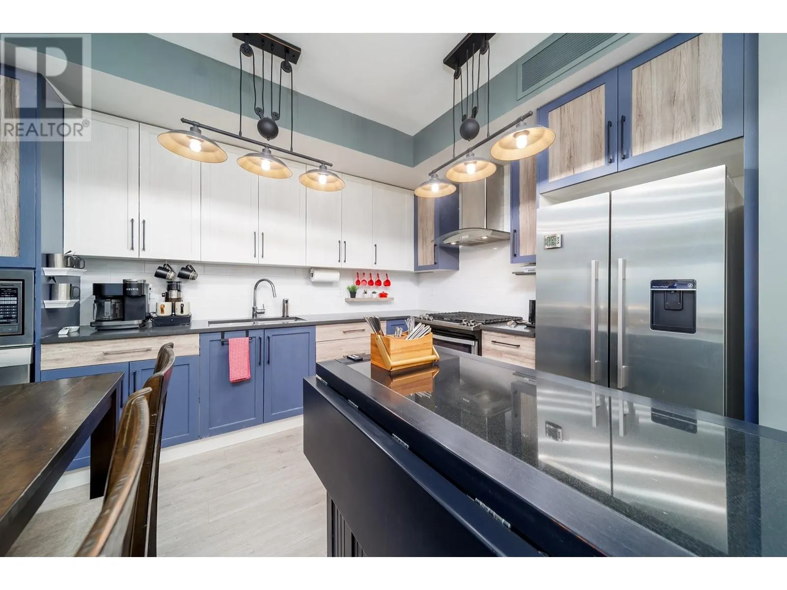 4380 Lakeshore Road Unit# 226