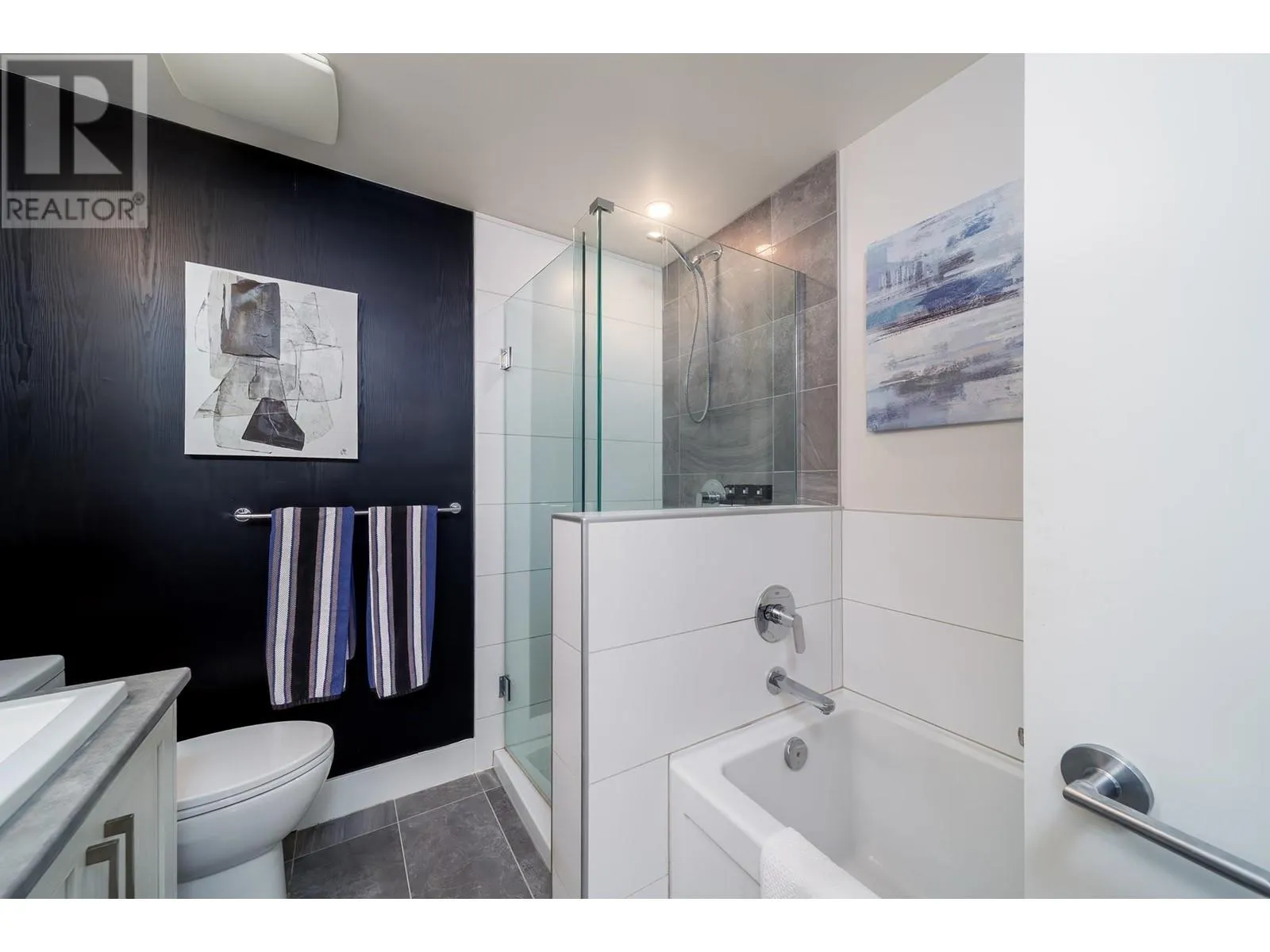 4380 Lakeshore Road Unit# 226