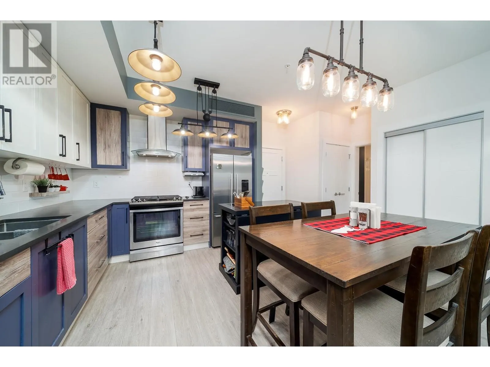 4380 Lakeshore Road Unit# 226