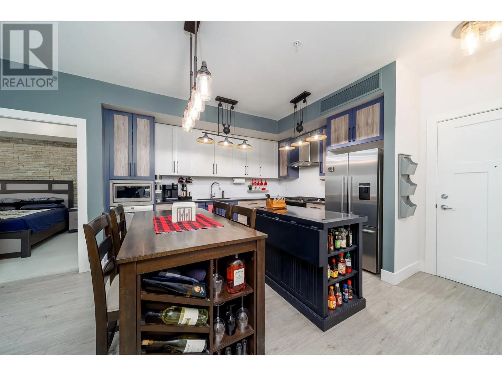 4380 Lakeshore Road Unit# 226