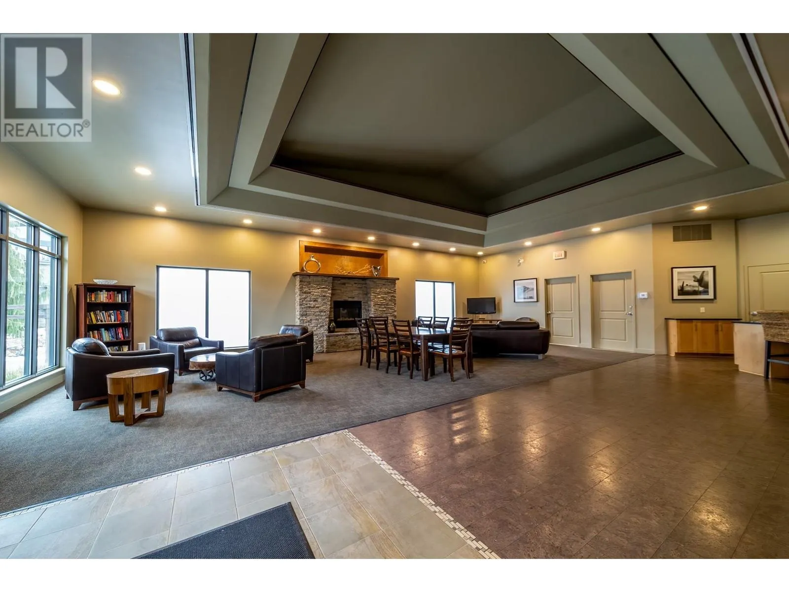 4380 Lakeshore Road Unit# 226
