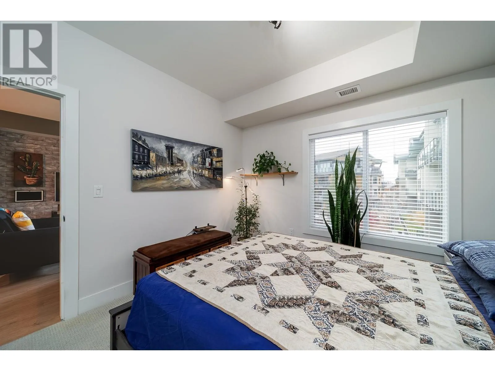 4380 Lakeshore Road Unit# 226