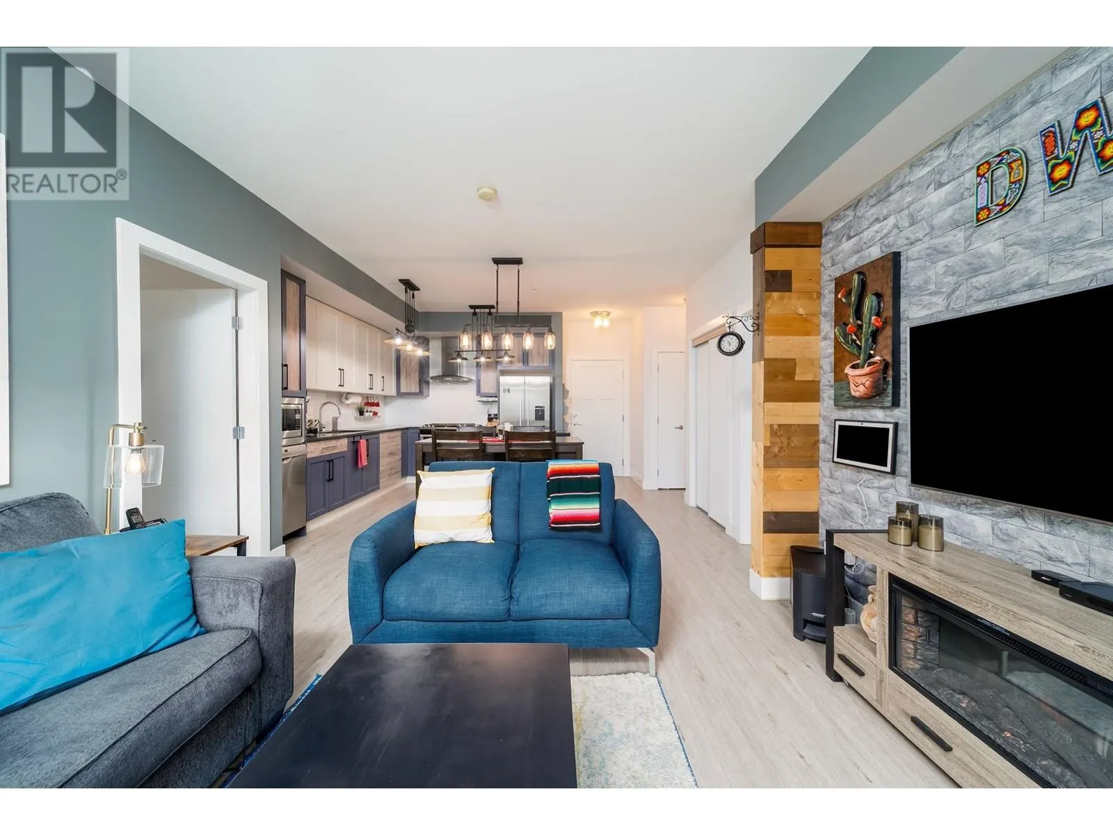 4380 Lakeshore Road Unit# 226