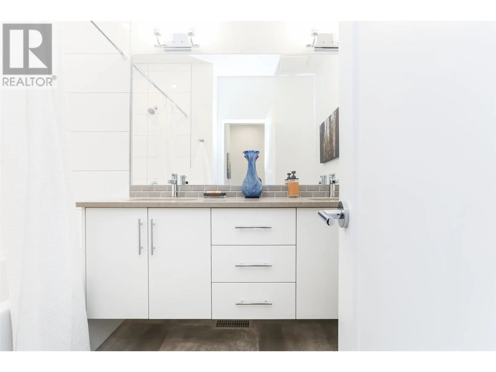 610 Academy Way Unit# 111