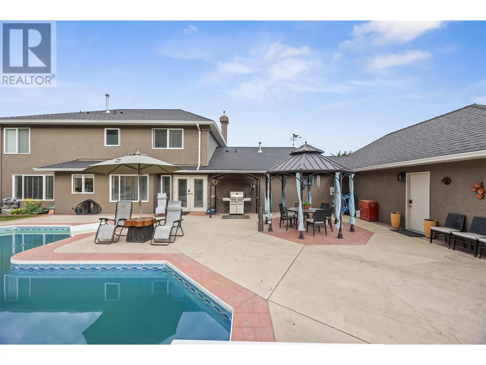 3016 Lakeview Cove Road