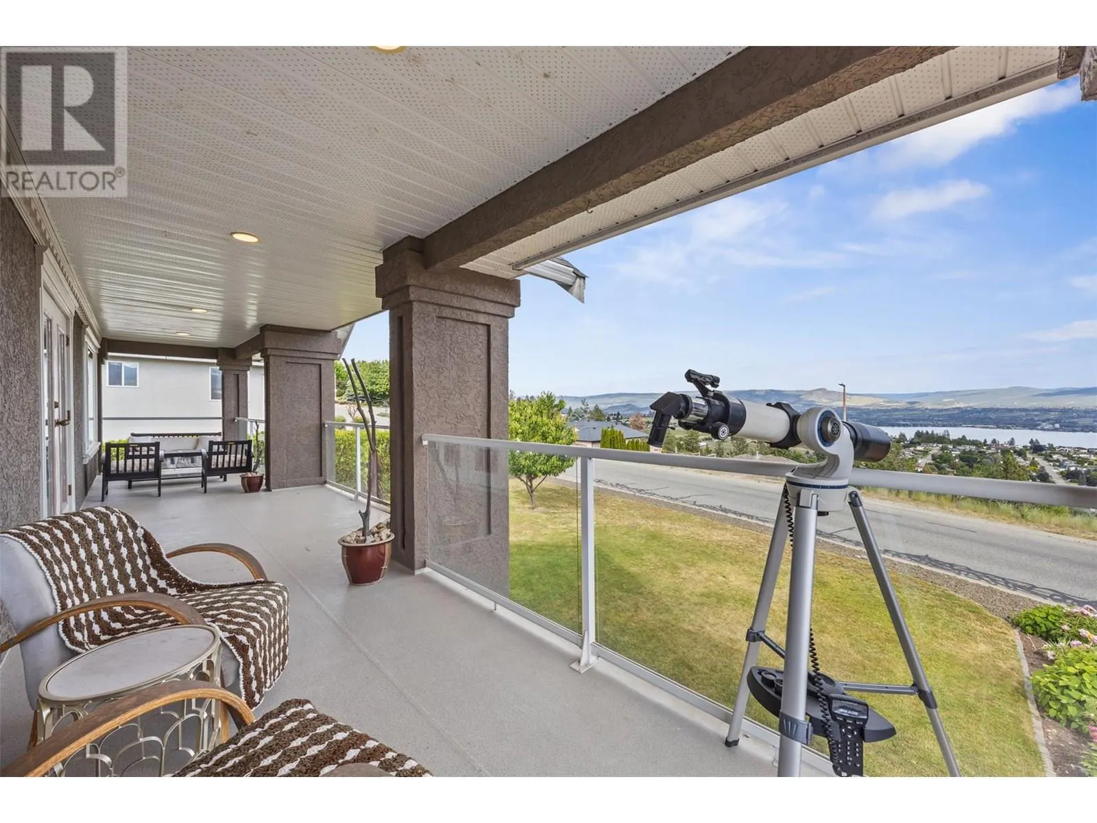 3016 Lakeview Cove Road