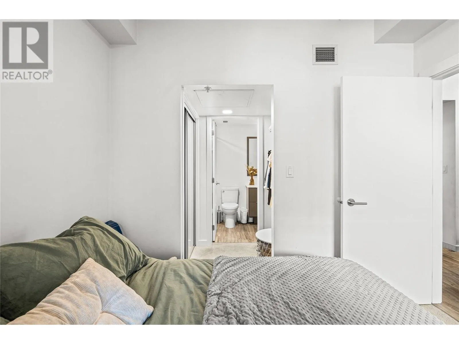 1775 Chapman Place Unit# 116