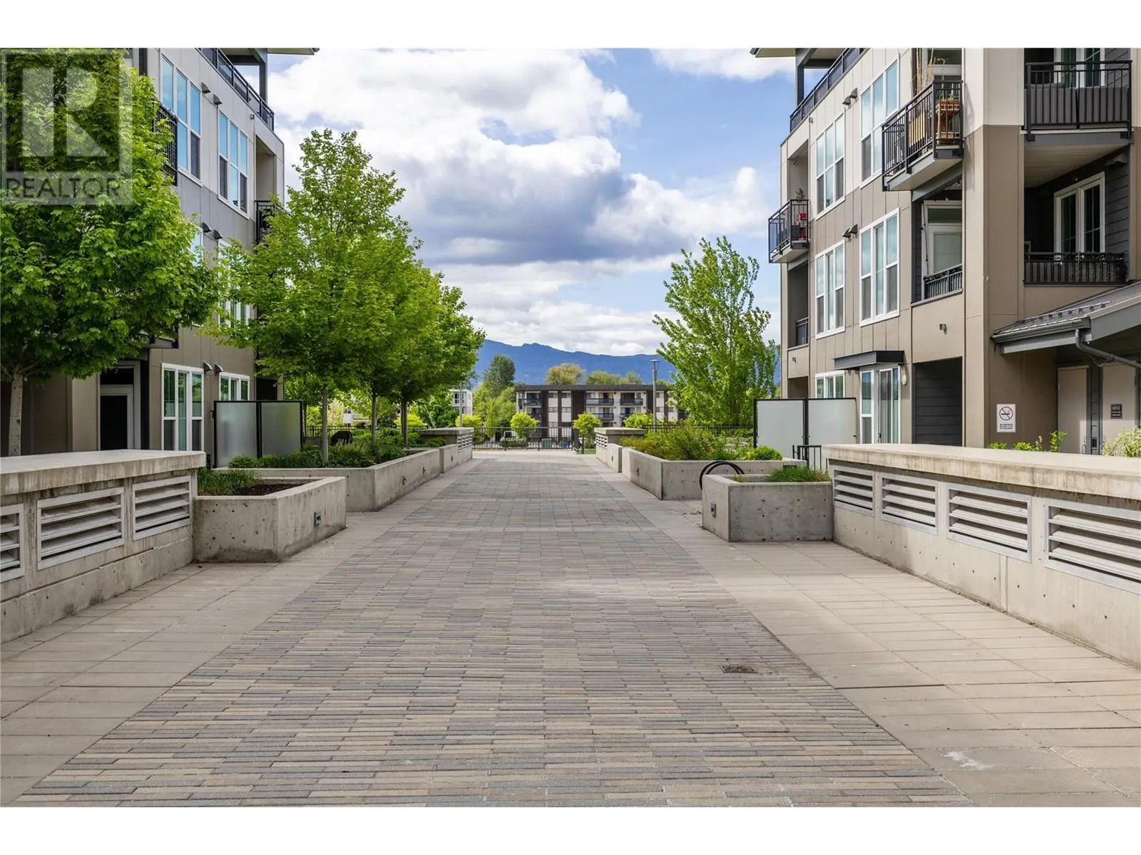 1775 Chapman Place Unit# 116