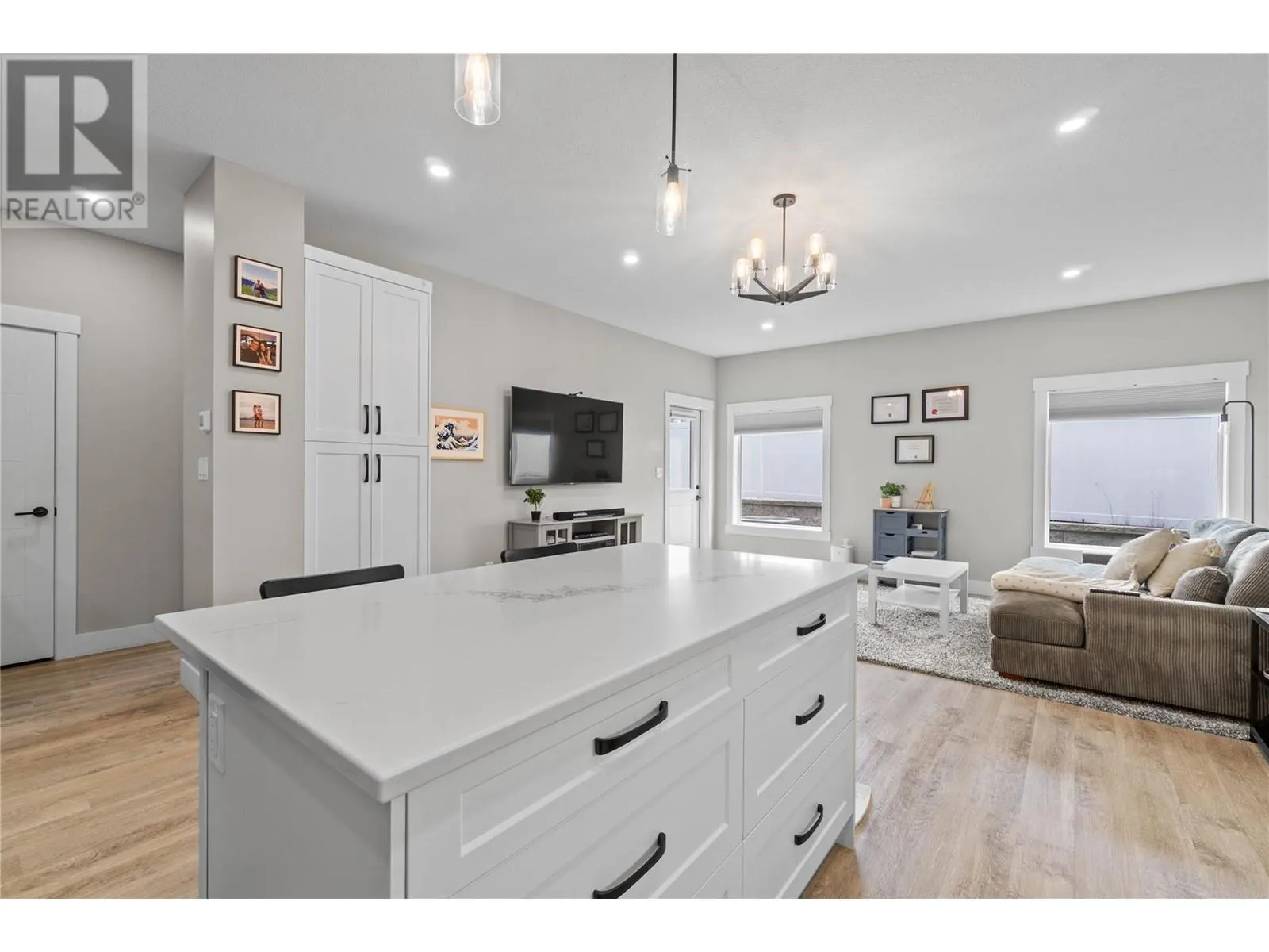 2810 15 Avenue NE Unit# 28
